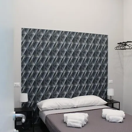 ゲストハウス Civico Sedici ナポリ